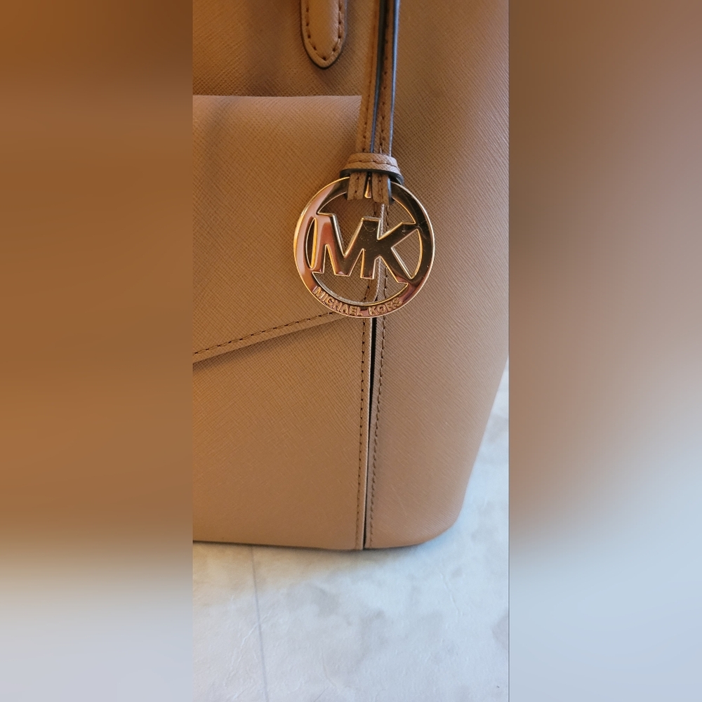Beautiful acorn jet set tote Michael kors - Picture 3 of 5
